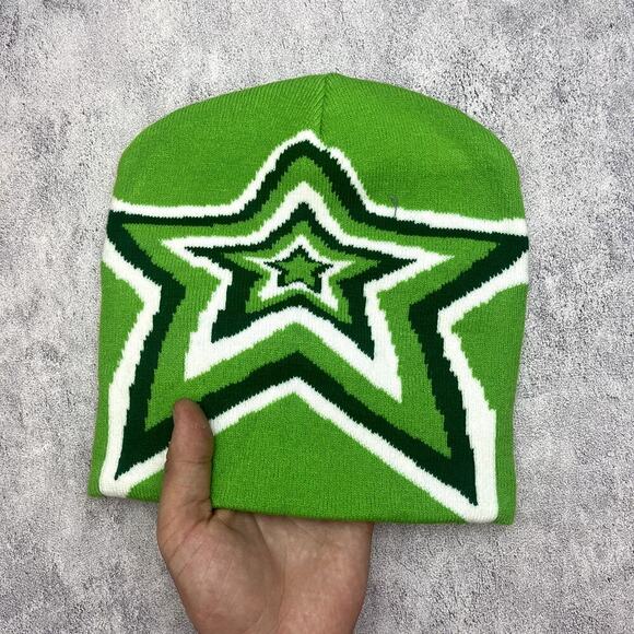 Y2k 2000s green star grunge beanie - Picture 4 of 7